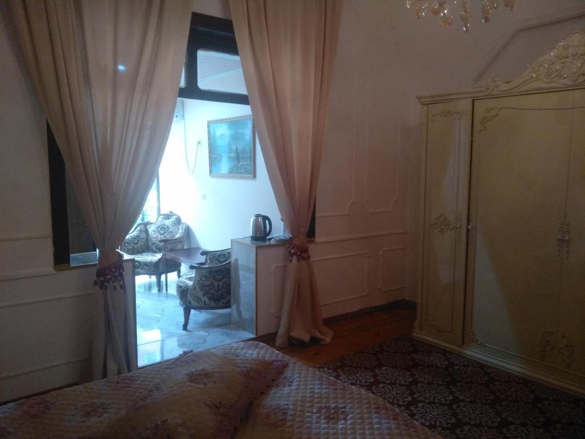 Отель Royal Кутаиси Экстерьер фото