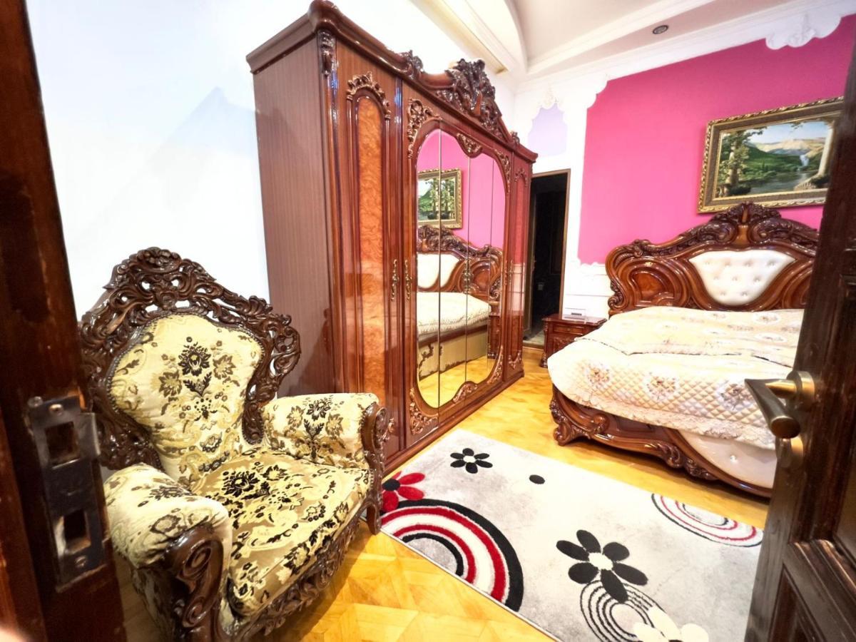 Отель Royal Кутаиси Экстерьер фото