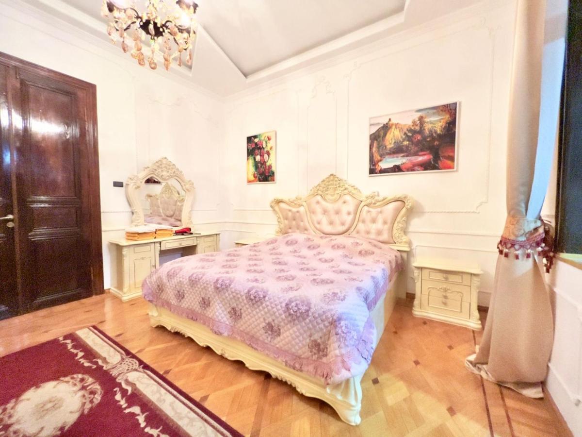 Отель Royal Кутаиси Экстерьер фото